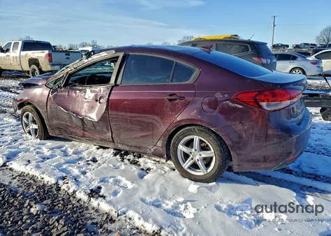 2018 Kia Forte Lx из США, поврежденный, VIN 3KPFL4A71JE255897